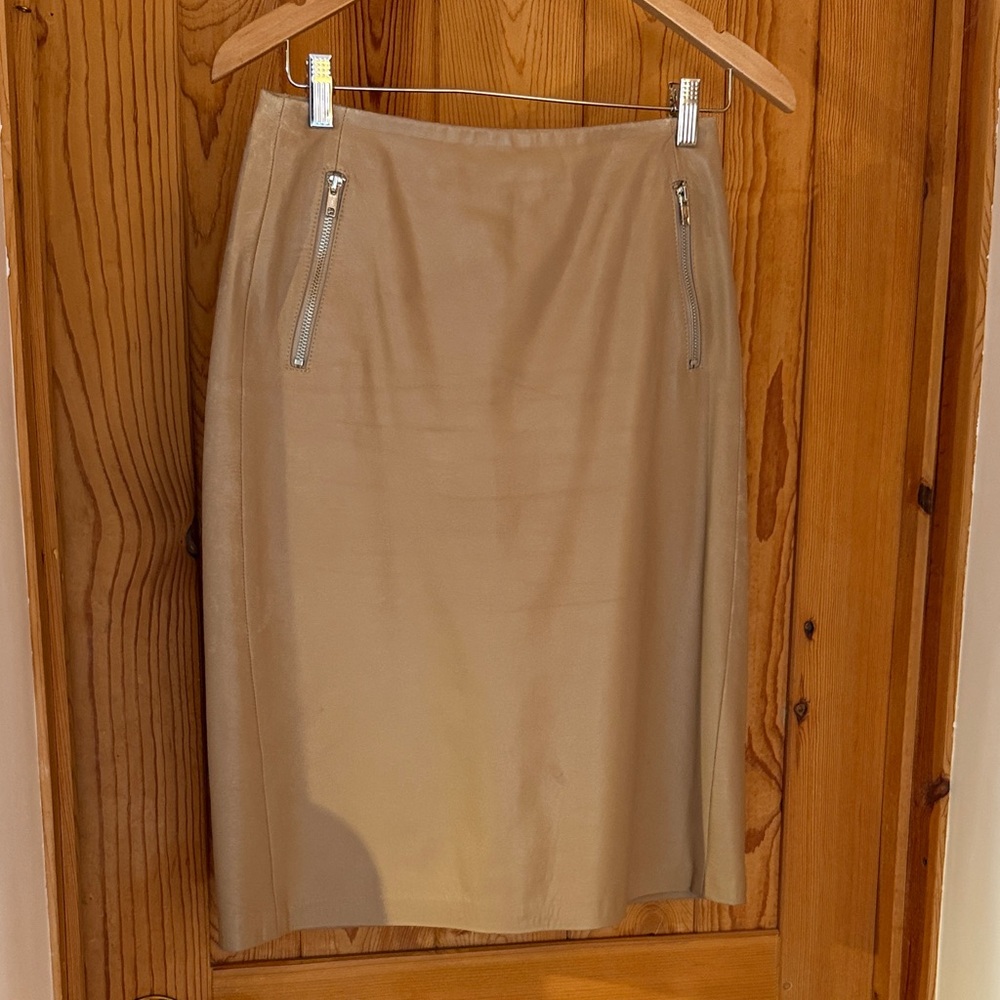 Michael Kors Tan Leather Skirt with Zipper Accents